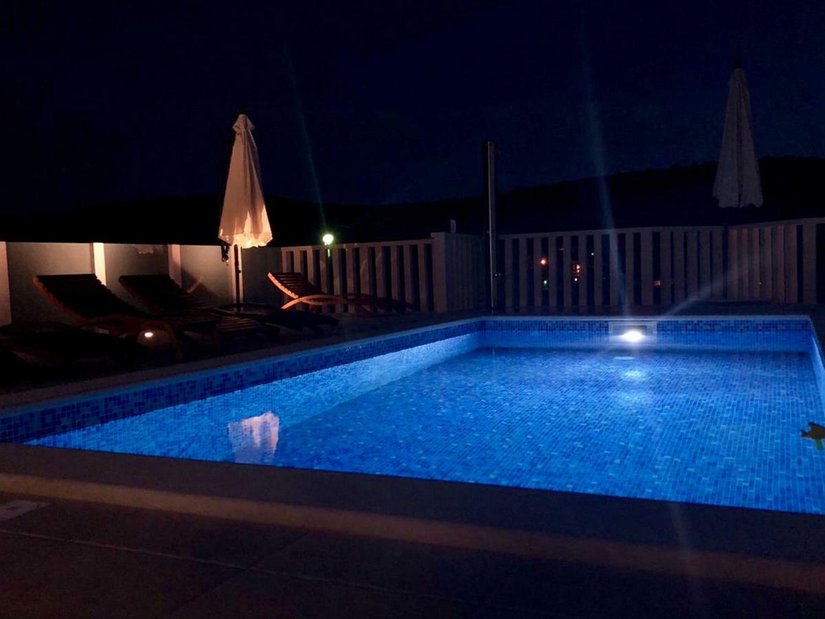 Paradise Brbinj Extérieur photo